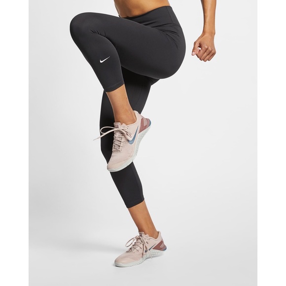 Nike Pants - Nike One Women’s Mid-Rise Crops